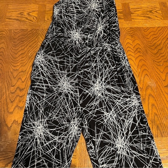 Diane von Furstenberg Adele Off-the-Shoulder Jumpsuit Sz 8 - Picture 8 of 16